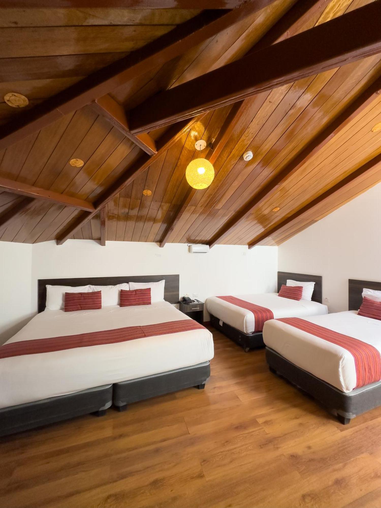 Hotel San Pedro Plaza 3*